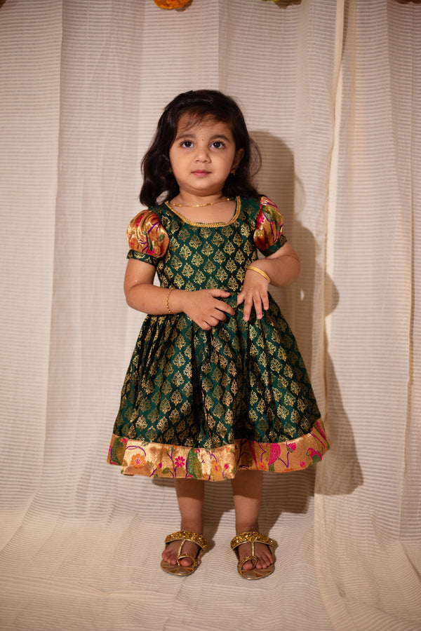 Smriti Green Brocade with Paithini Border Mini