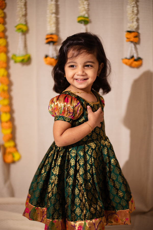 Smriti Green Brocade with Paithini Border Mini