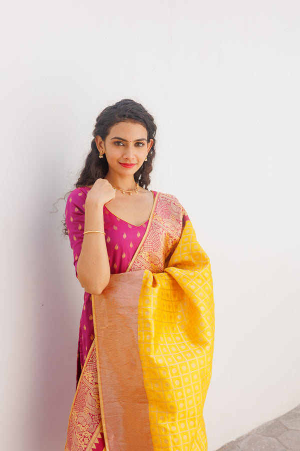 GRG - Aakruti Magenta (Kurti & Dupatta - Zipper on front) - XS only