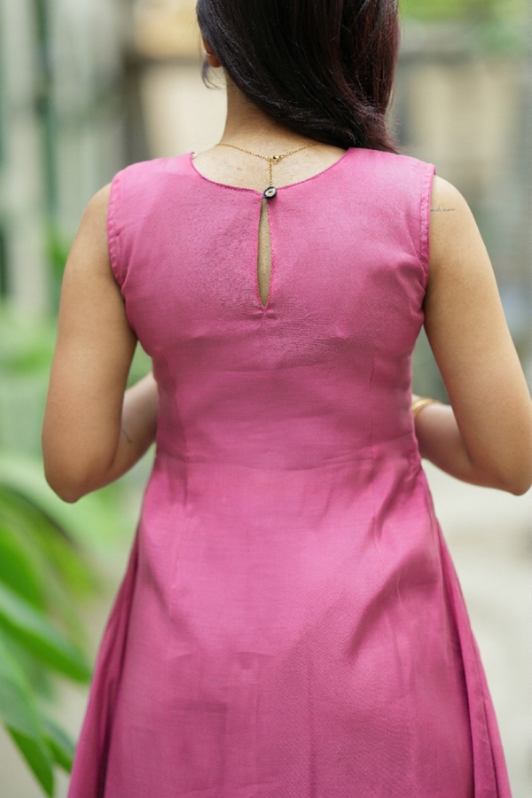 Nandhitha Pink Kurta Set ( Set of 2)