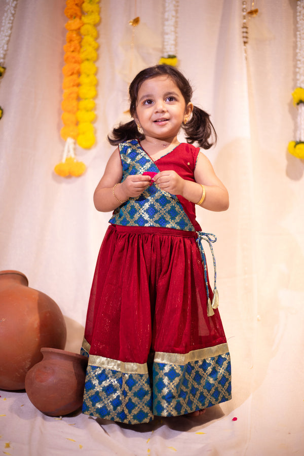 Shreya Maroon with Blue Mini
