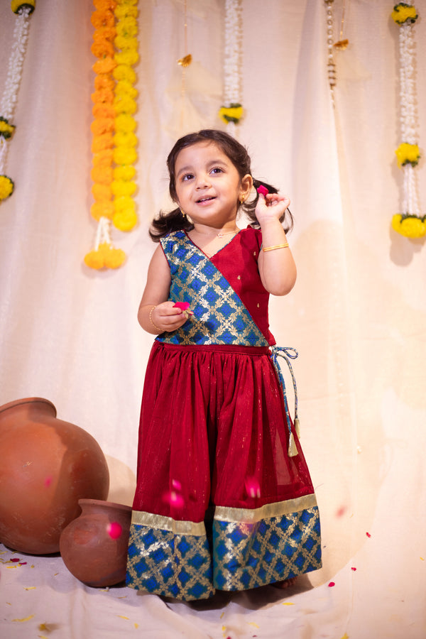Shreya Maroon with Blue Mini