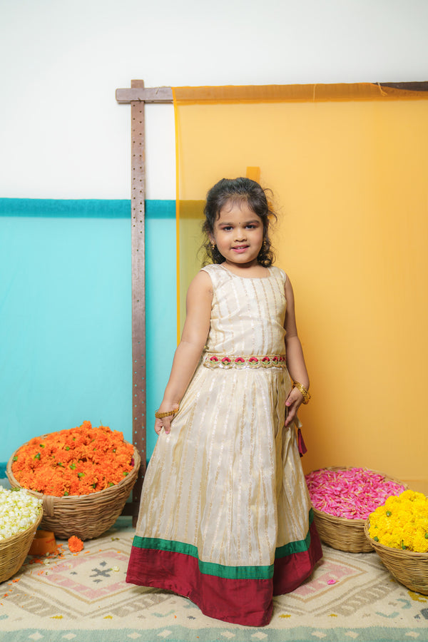Ananya Ivory Mom & Me