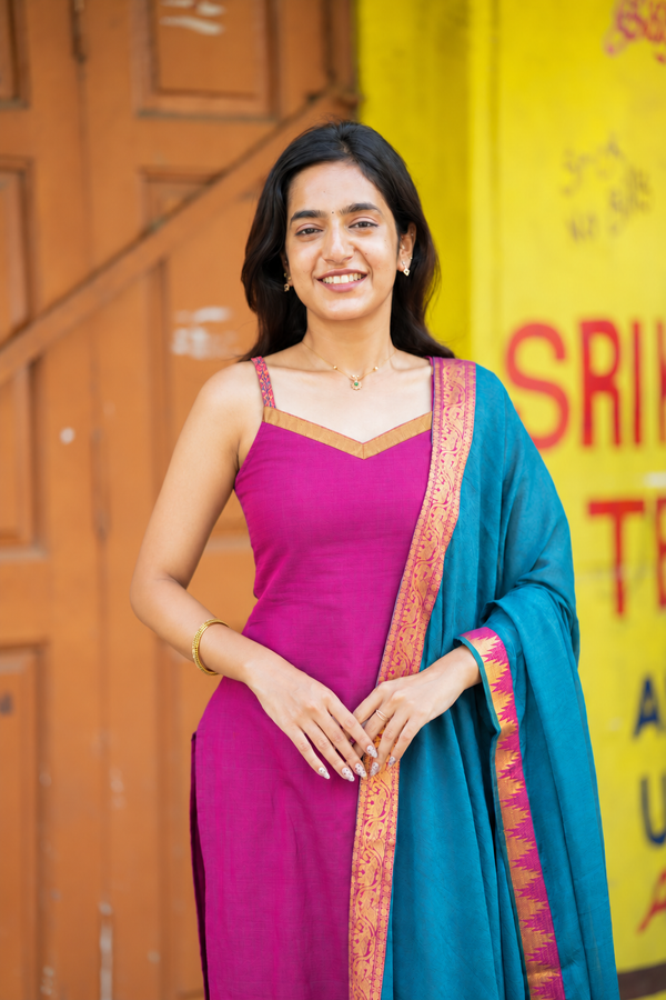 Charvi Magenta Narayanpet Spaghetti Kurti Set ( Set of 2 )