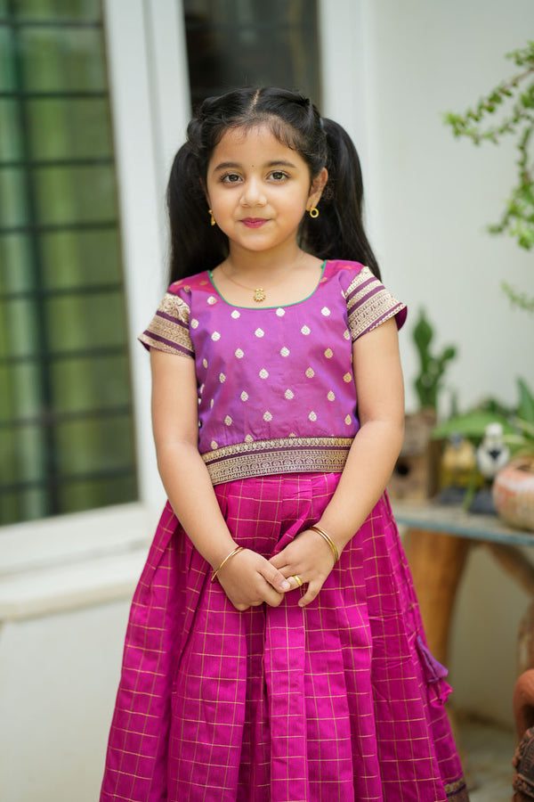 Navya Magenta Lehenga Mini (Set of 2)