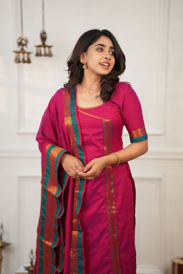 Jayanti Pink Kurti Set (Set of 3)