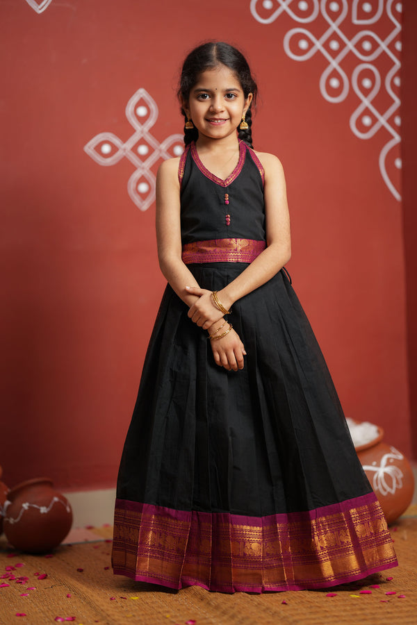 Tamizh Black Lehenga Mini (Set of 2)