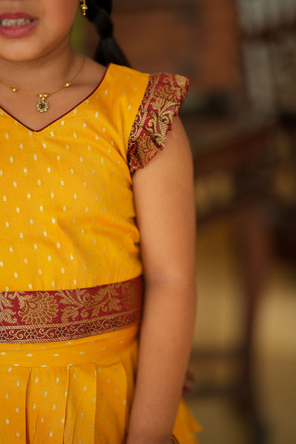 Rithanya Yellow Lehenga Mini (Set of 2)