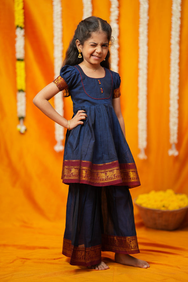 Ezhili Navy Handloom Kids mini