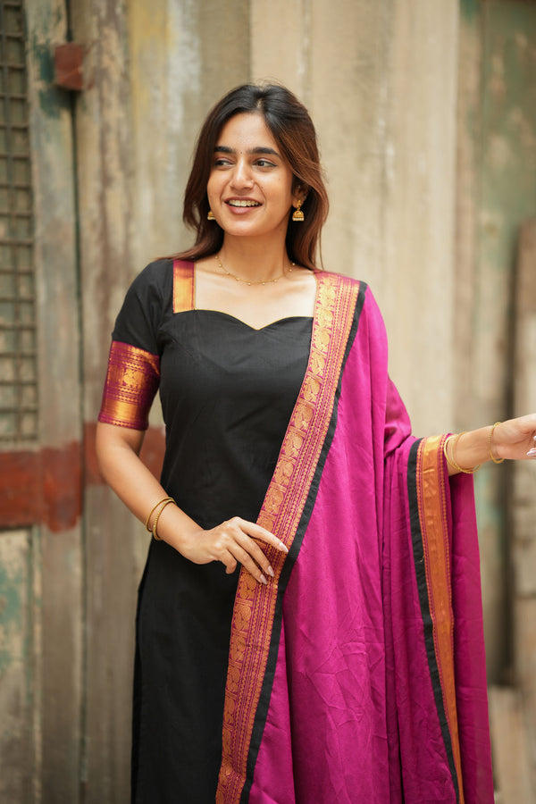 Tamizh Black Kurti Set (Set of 2)