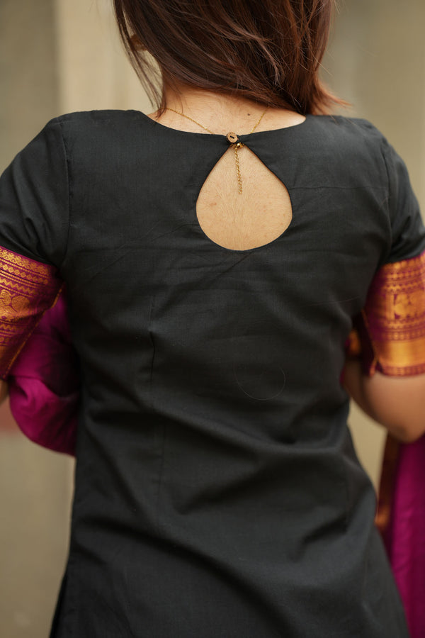 Tamizh Black Kurti Set (Set of 2)