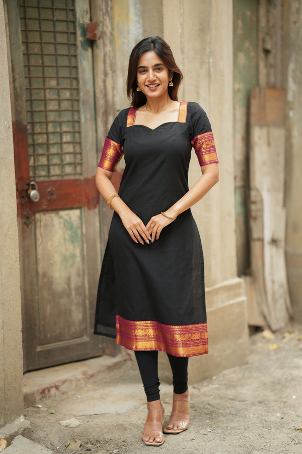 Tamizh Black Kurti Set (Set of 2)