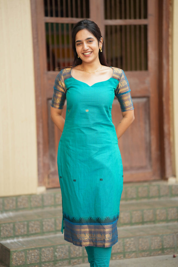 Madhuri Blue Kurti Set (Set of 2)