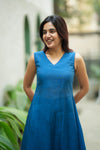 Nandhitha Teal Kurta Set ( Set of 2)