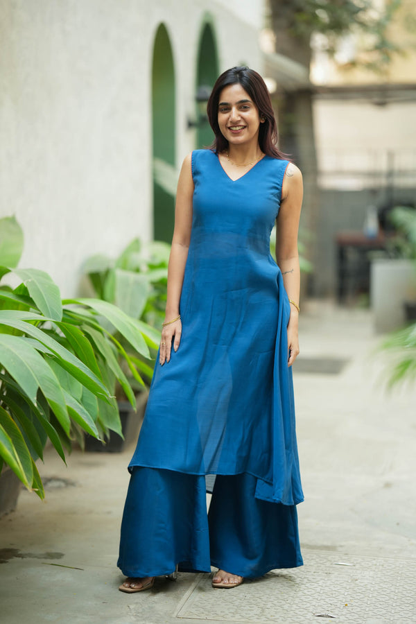 Nandhitha Teal Kurta Set ( Set of 2)