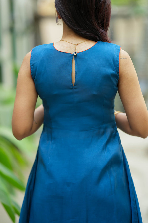 Nandhitha Teal Kurta Set ( Set of 2)