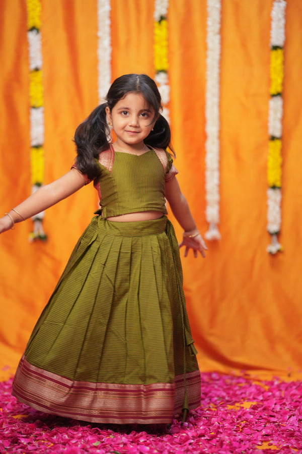 Abiradhi Green Handloom Top & Skirt Mini