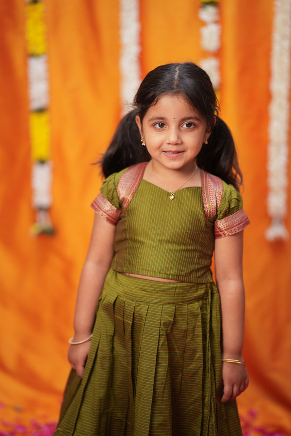 Abiradhi Green Handloom Top & Skirt Mini