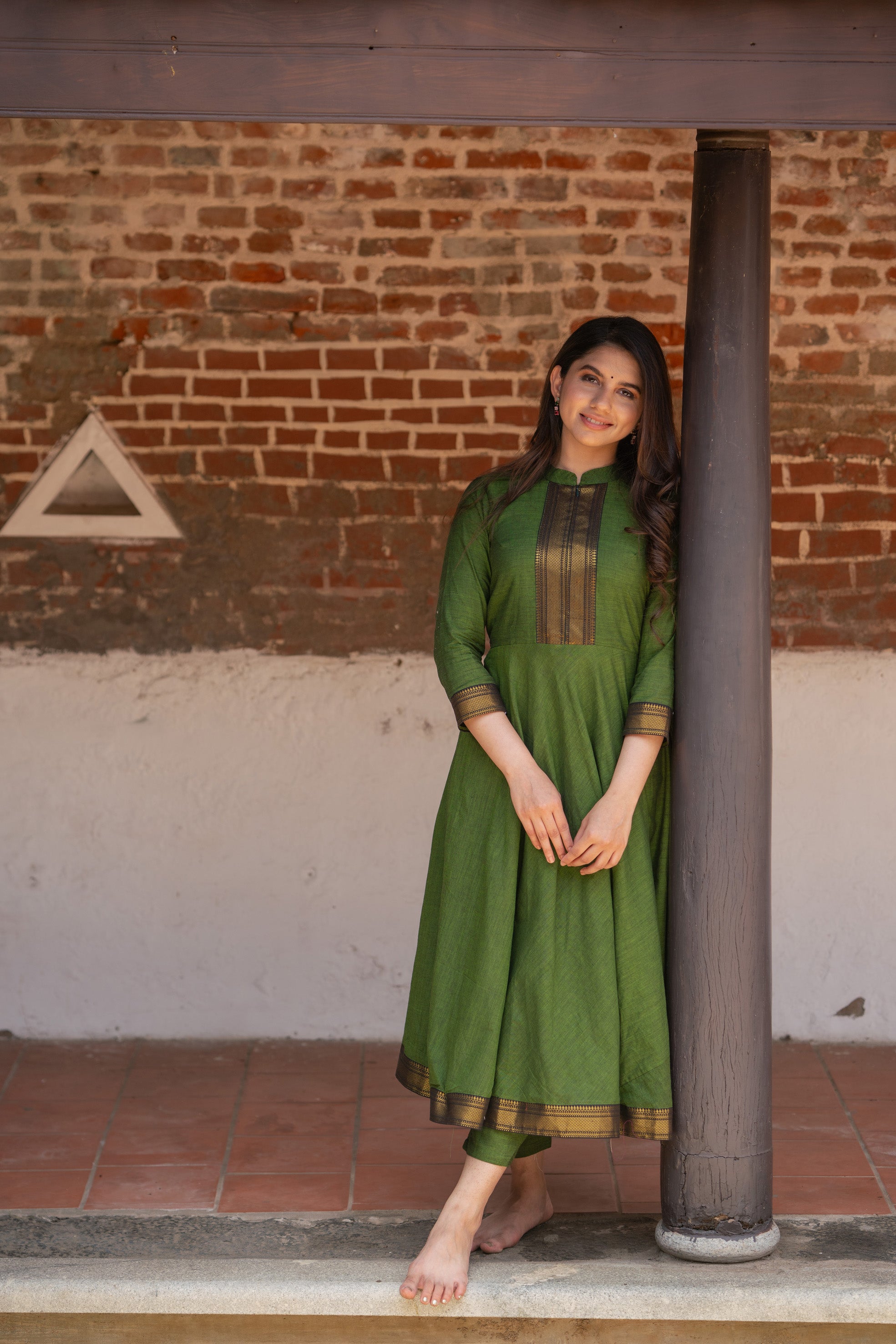 Raksha Olive Green Mangalgiri Co-Ord Set Handwoven Cotton Kurta Set For Women XL / Green Raksha Olive Green Mangalgiri Co-Ord Set Handwoven Cotton Kurta Set For Women XL / Green