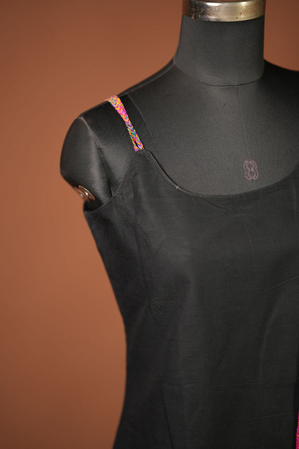 Tamizh Black Sleeveless Chettinad Cotton Kurti Set ( Set of 2 )