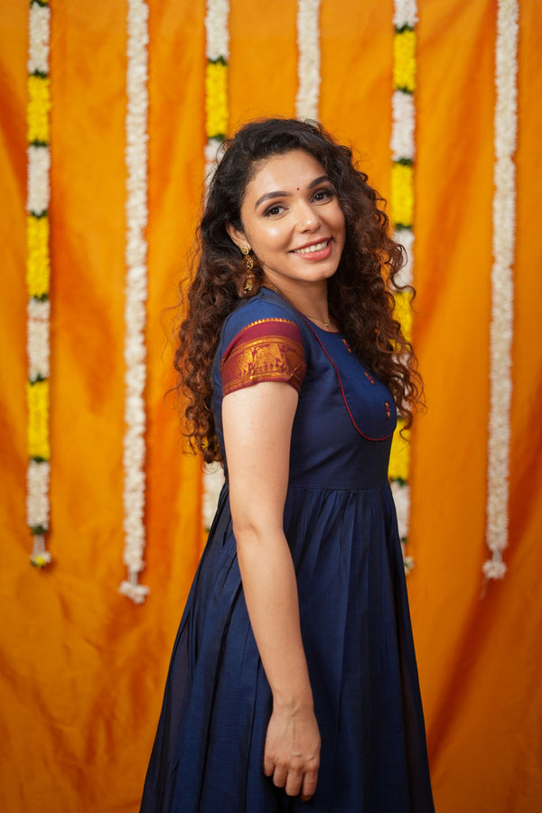 Ezhili Navy Handloom Co-ord Set