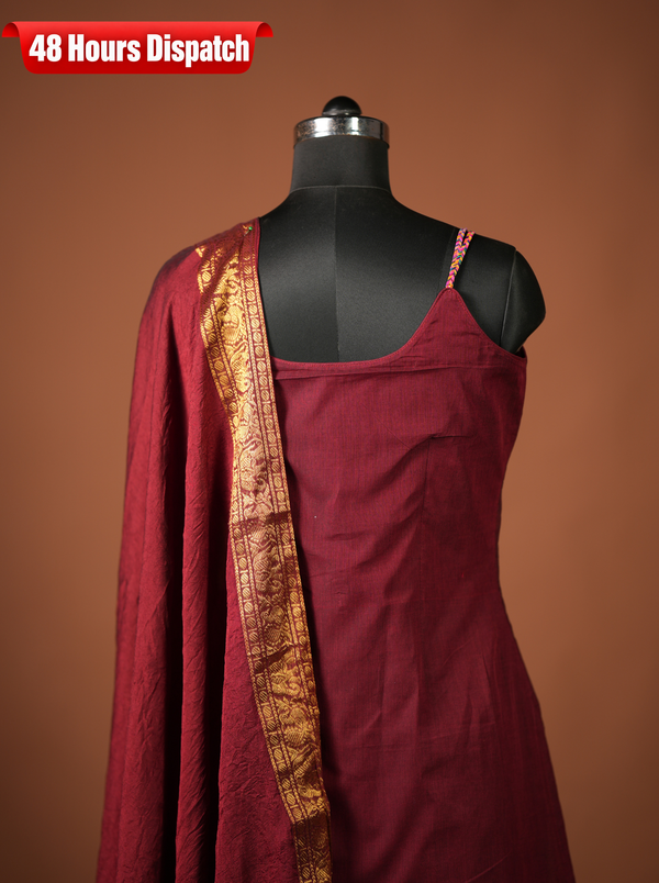 Riddhi Maroon Sleeveless Chettinad Cotton Kurti Set ( Set of 2 )