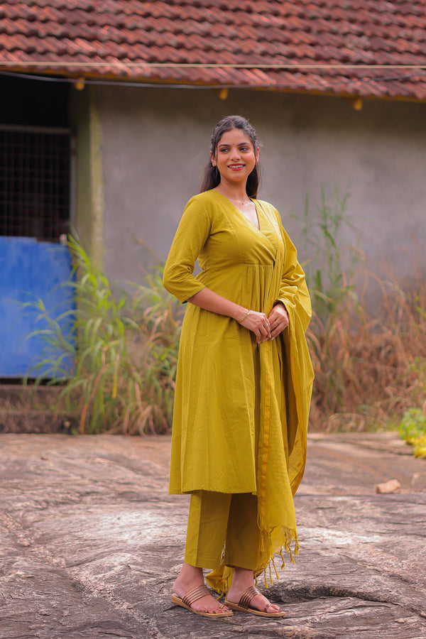 Turmeric Twist Handloom A-Line Co-ord Set With Dupatta (PR)