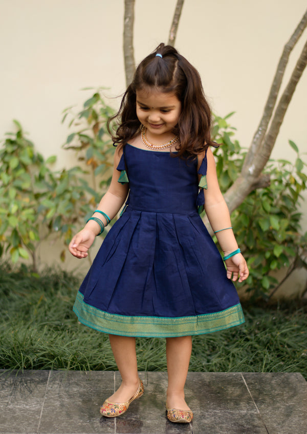 Manjari Blue mini