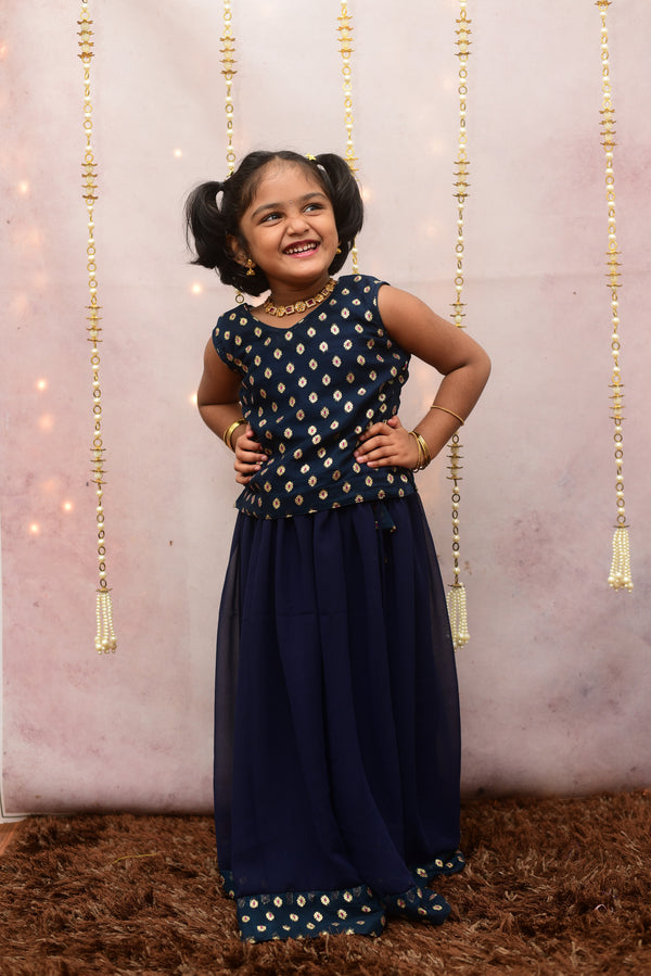 KirthiNavy mini