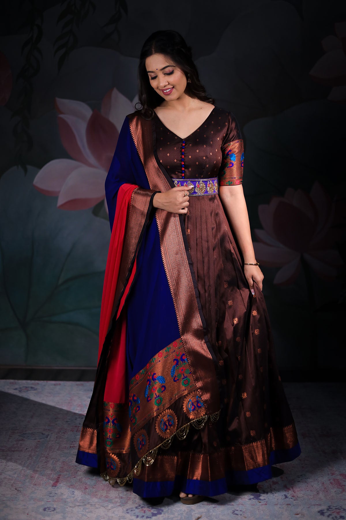 Share 143+ paithani saree long dress latest - vietkidsiq.edu.vn