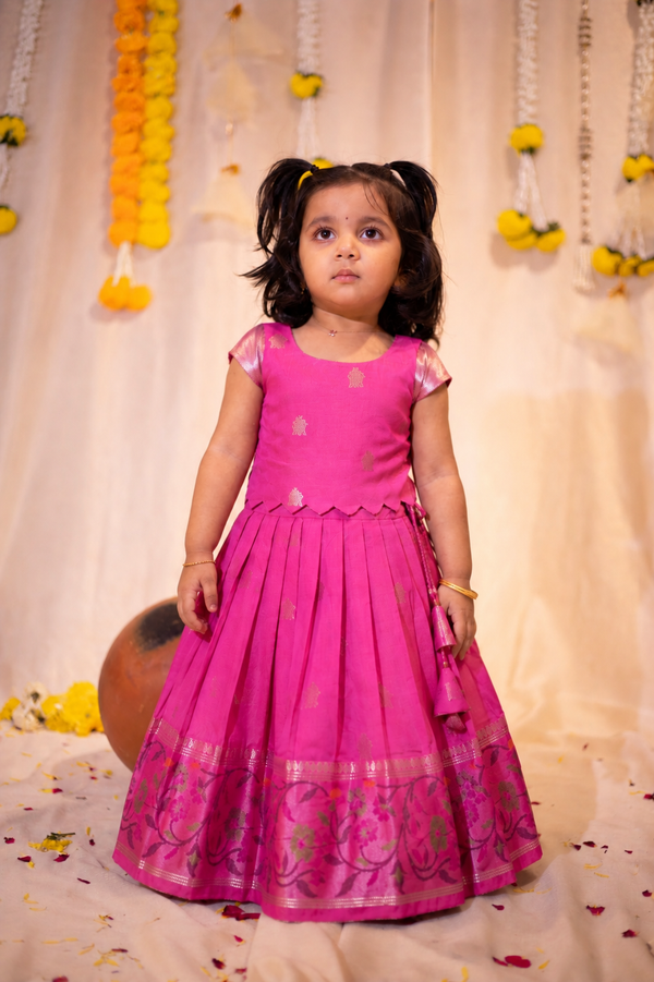 Aruvi Pink Lehenga Mini (Set of 2 )