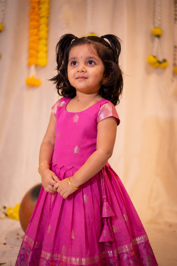 Aruvi Pink Lehenga Mini (Set of 2 )