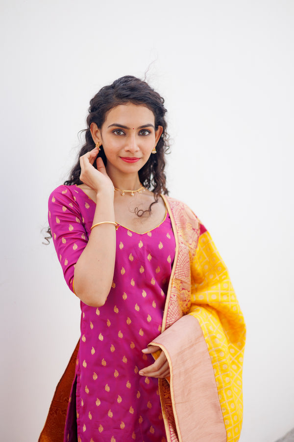 Aakruti Magenta & Yellow (Only kurti)