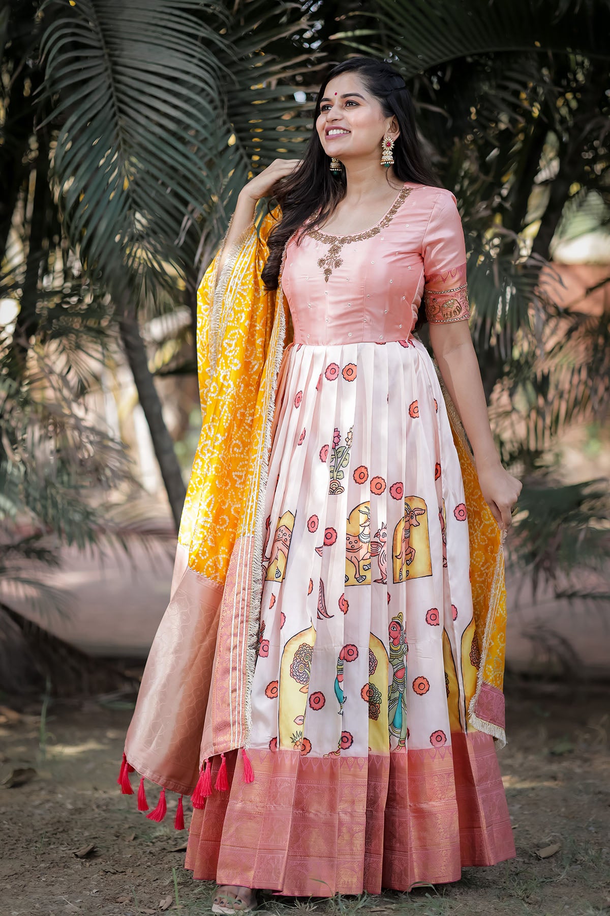 ANARKALI | Girl photo poses, Indian photoshoot, Photoshoot dress
