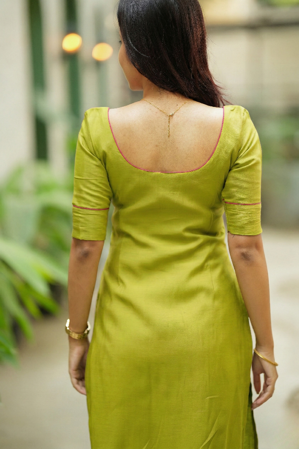 Raha Lime Green Kurti Set (Set of 2)