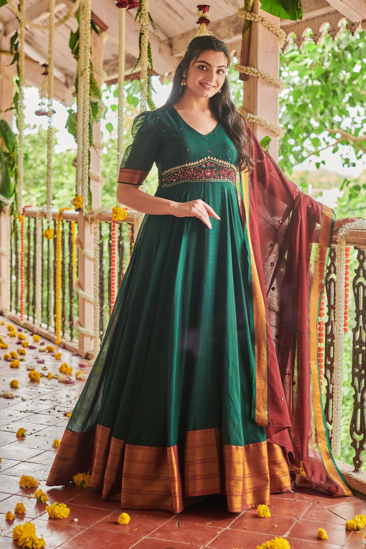 Green with Golden Border Handloom Narayanpet Dress ( FW )