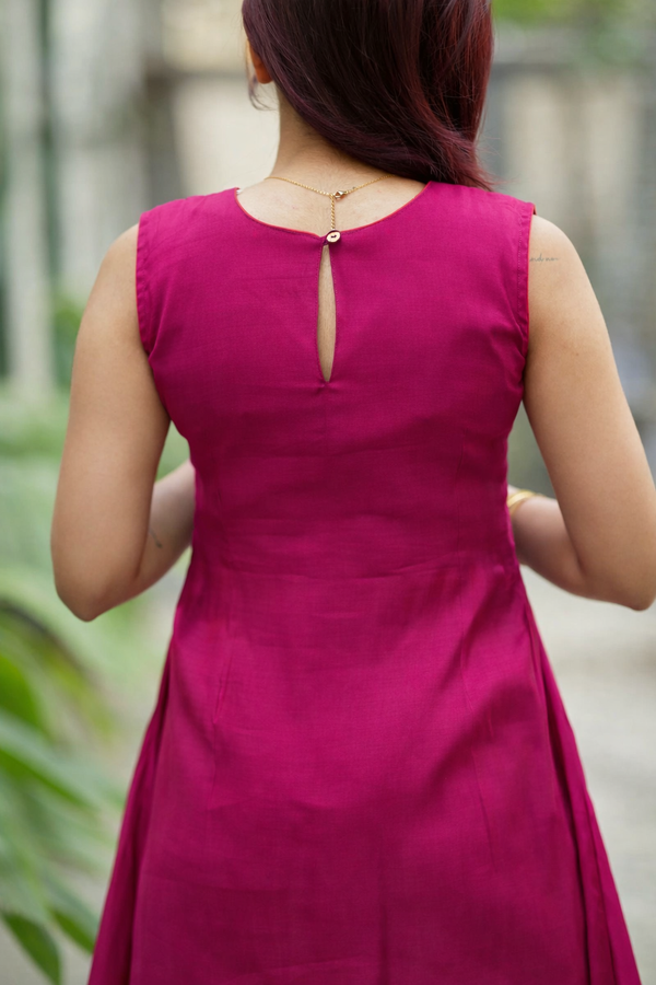 Nandhitha Rose Pink Kurta Set ( Set of 2)