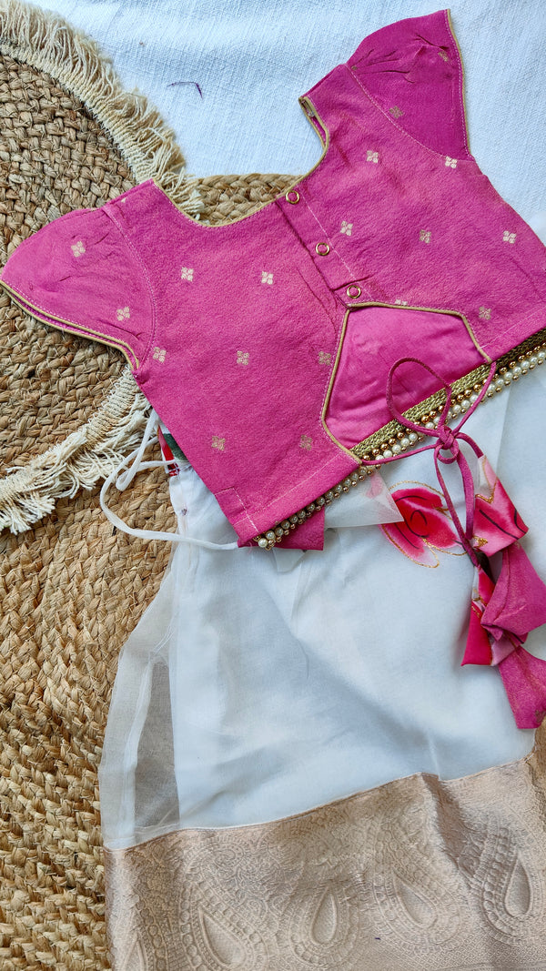 Alisha Pink with White mini