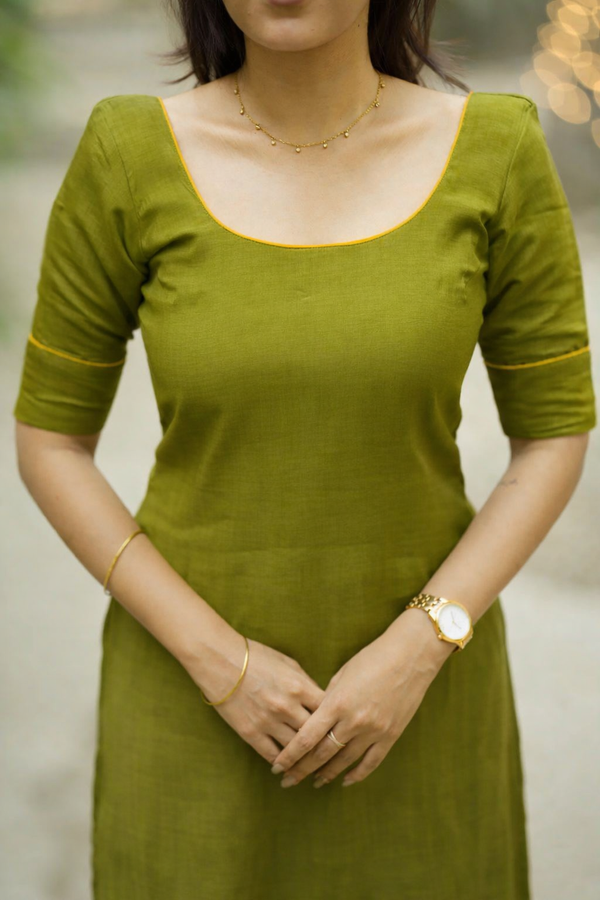 Raha Green Kurti Set (Set of 2)