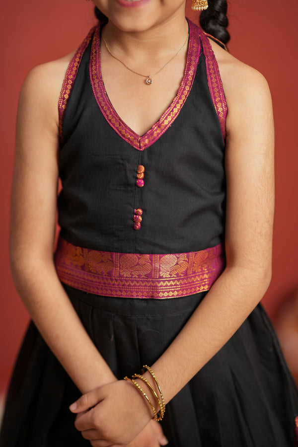 Tamizh Black Lehenga Mini (Set of 2)