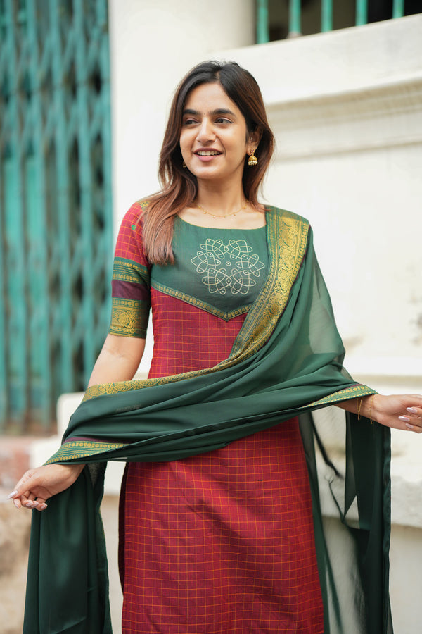 Sana Red Checks Kurti Set (Set of 2 )