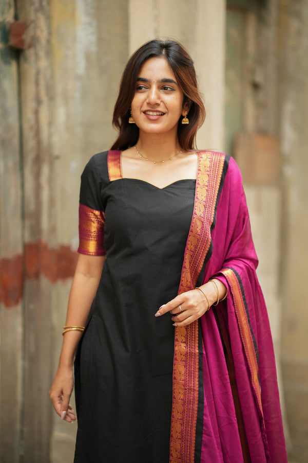 Tamizh Black Kurti Set (Set of 2)