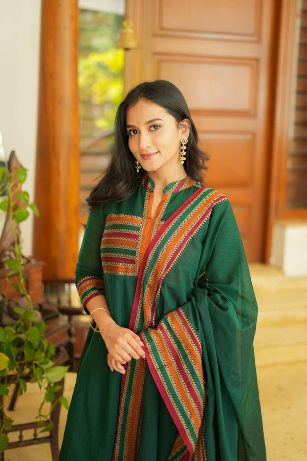 Vanika Green Handloom Kurta Set