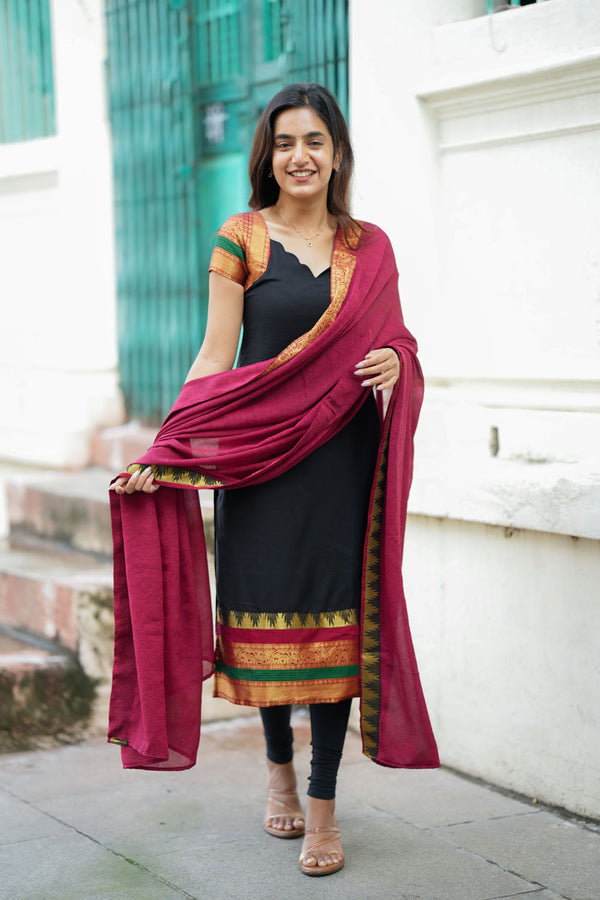 Charvi Black Narayanpet Kurti Set ( Set of 2 )