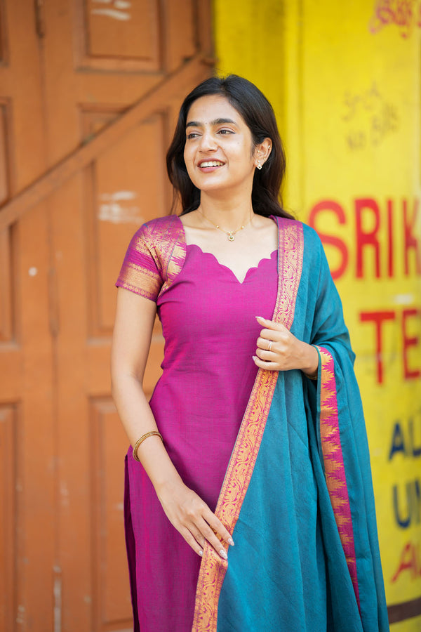 Charvi Magenta Narayanpet Kurti Set ( Set of 2 )