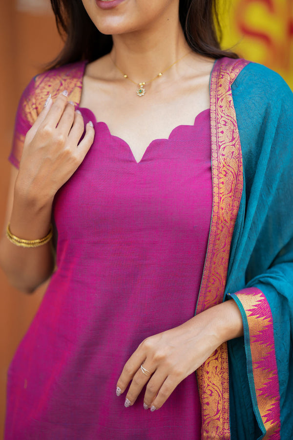 Charvi Magenta Narayanpet Kurti Set ( Set of 2 )