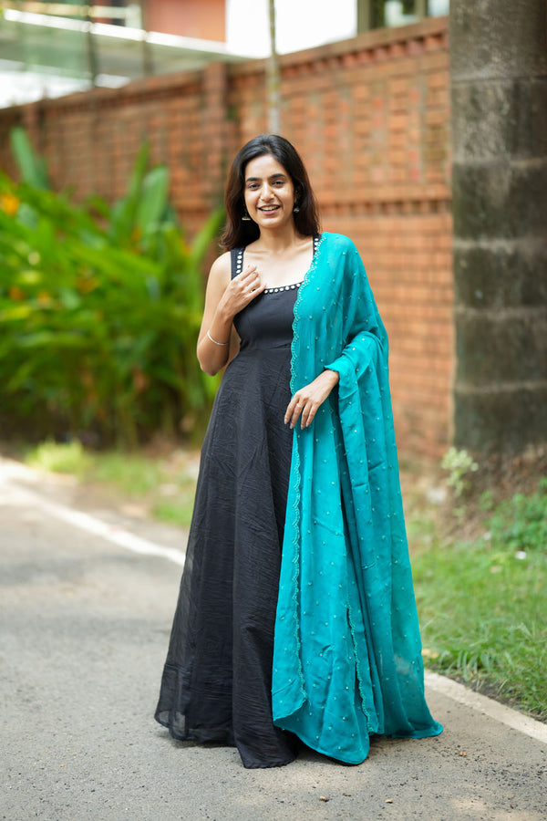 Pavni Black With Teal Anarkali Set ( Set of 2 )