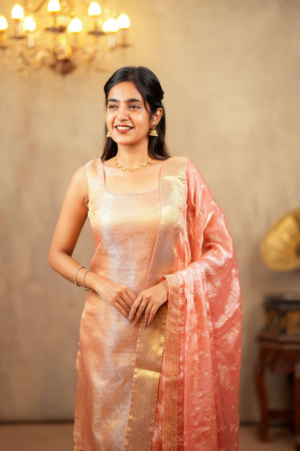 Tanisha Peach Banarasi Tissue Kurti Set ( Set of 3 )