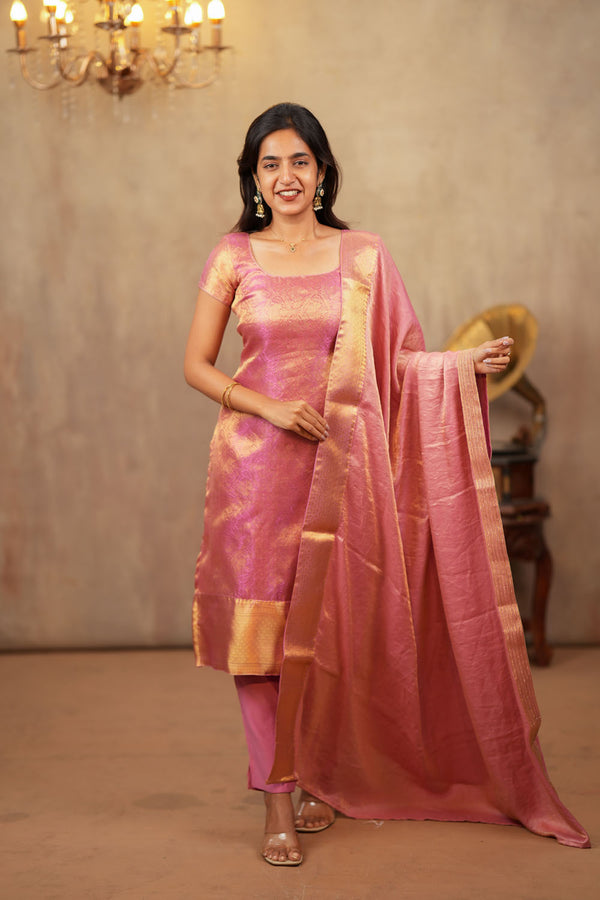 Tanisha Pink Banarasi Tissue Kurti Set ( Set of 3 )