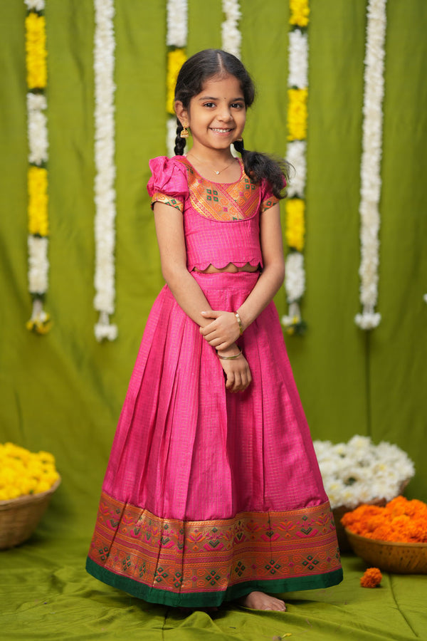 Vaishali Pink Mom & Me Set
